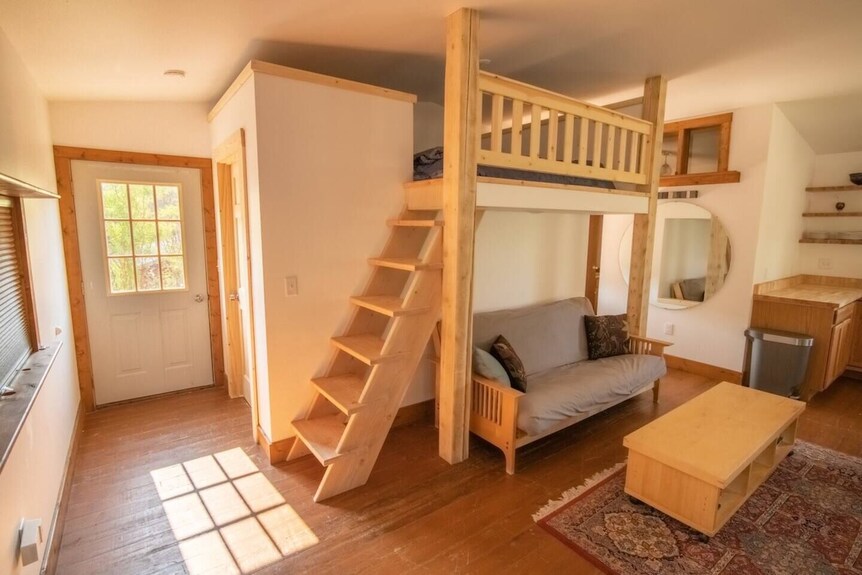 Spacious Artist's Studio Loft Apartment With View - Helena, MT
