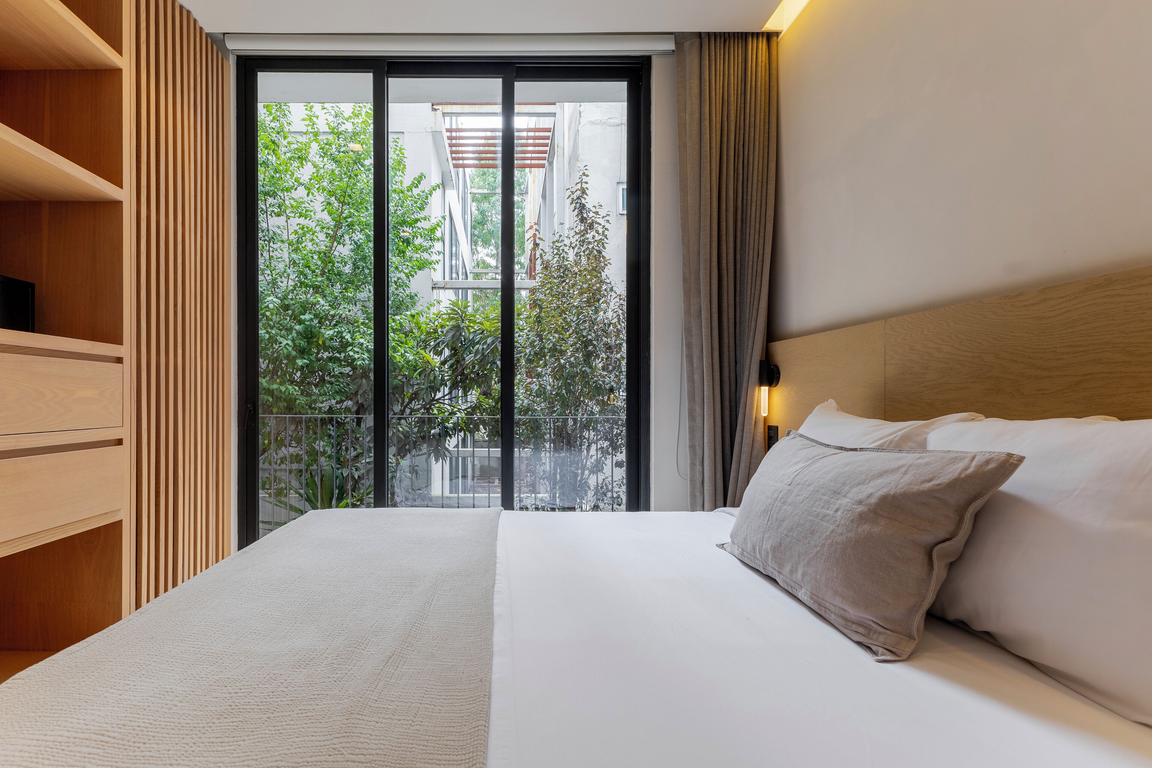 Apartamento de lujo | 1 dormitorio, caja fuerte, escritorio