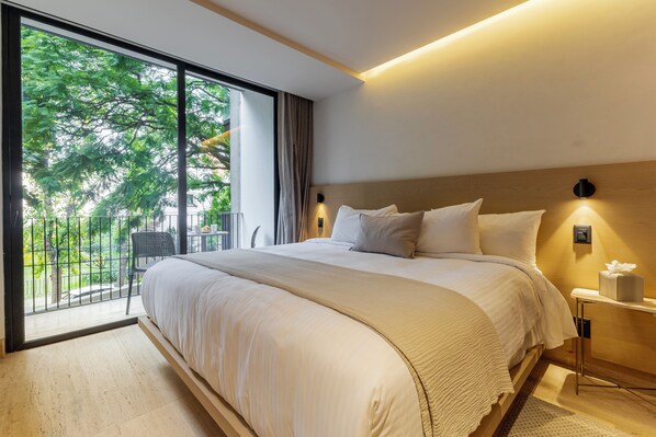 Departamento Deluxe | 1 habitación, caja de seguridad en la habitación y escritorio 