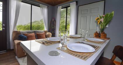 Charming 2-bedroom villa surrounded by nature in phenomenal Monteverde with WiFi