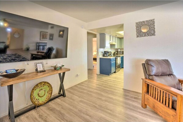 Maison, plusieurs lits, patio, vue jardin (Good Vibes Lake Havasu) | Coin séjour