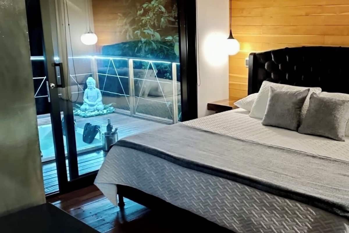 Cabaña familiar, vista a la montaña | Cortinas blackout, tabla de planchar con plancha y wifi gratis