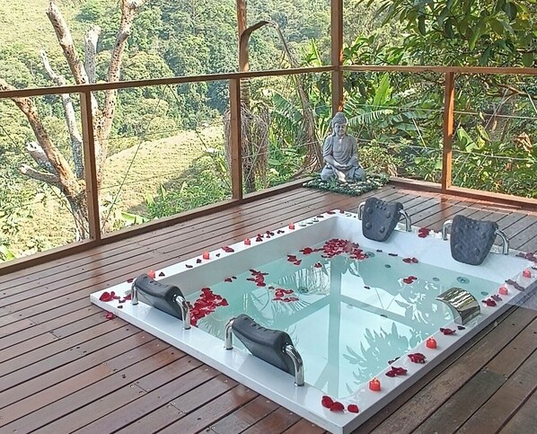 Family Cabin, Mountain View | Terrace/patio