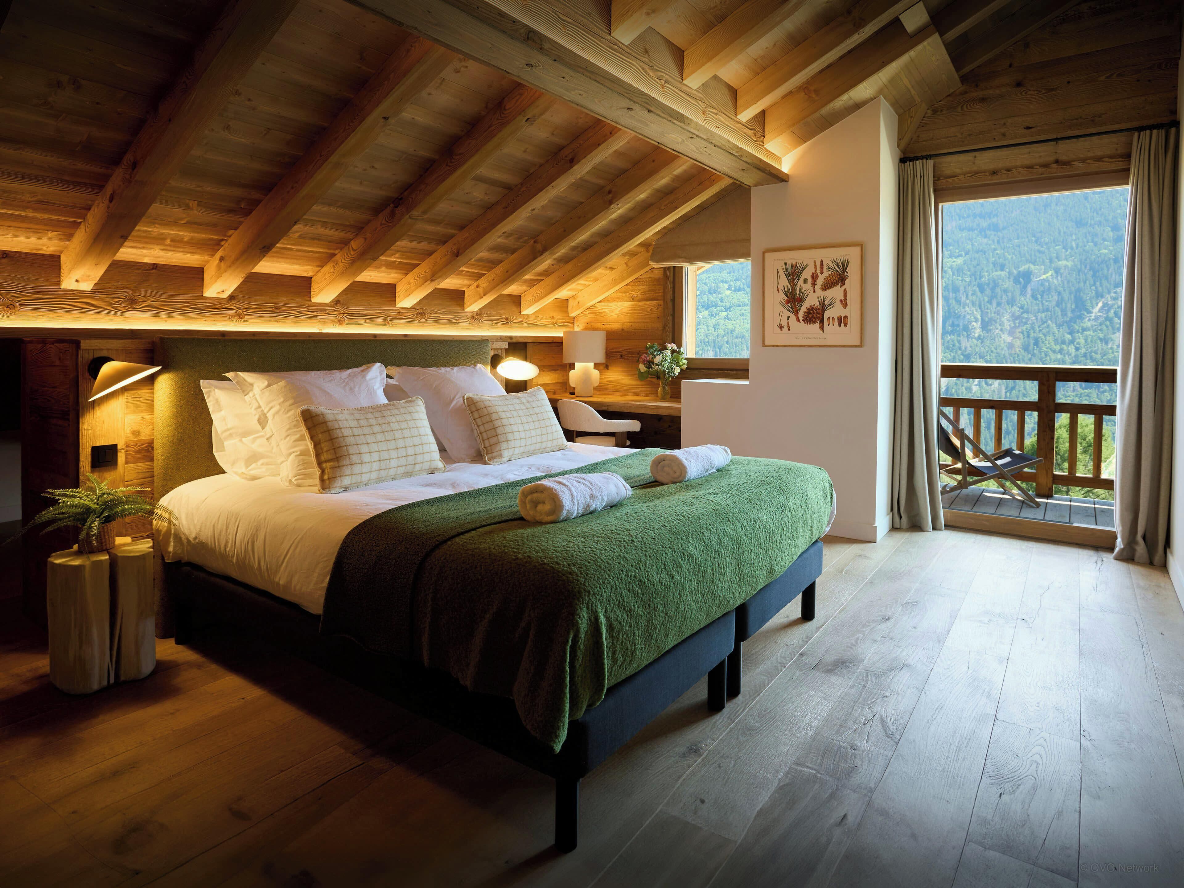 6 Schlafzimmer, Schreibtisch, Bügeleisen/Bügelbrett, WLAN