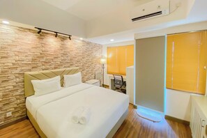 Deluxe Studio | Free WiFi - Minimalist and Cozy Studio LRT City Jatibening Apartment (Bekasi)