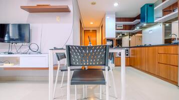 Deluxe Apartment | In-room dining