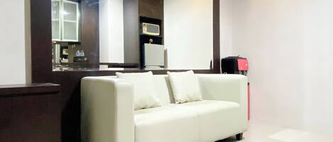 Deluxe Apartment | Living area