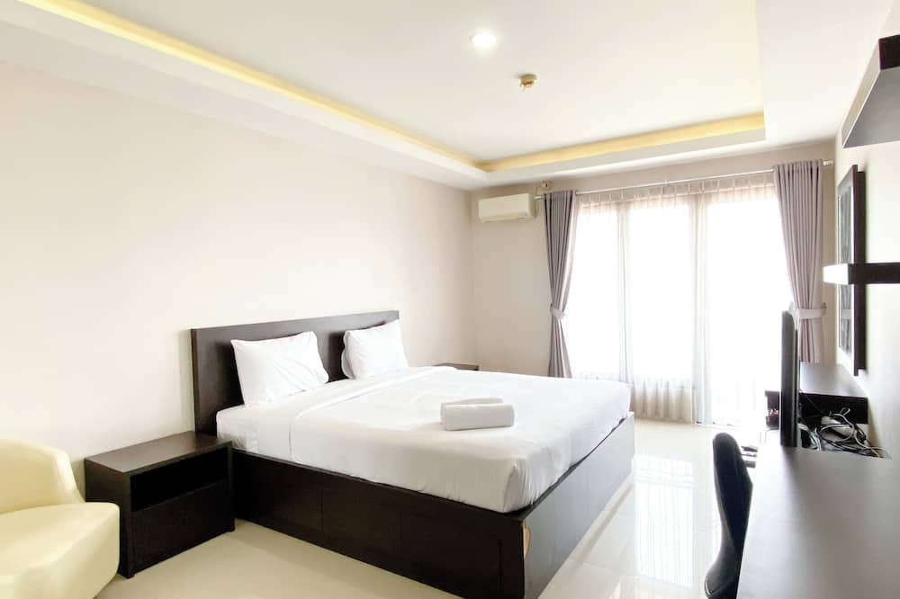 Spacious And Restful 1Br Tamansari Semanggi Apartment