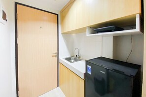 Appartement | Cuisine privée | Réfrigérateur, plaque de cuisson, cuiseur de riz