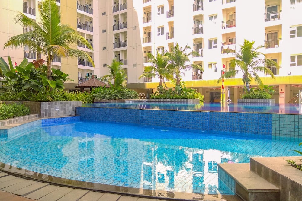 Cozy And Simply Look Studio Cinere Resort Apartment