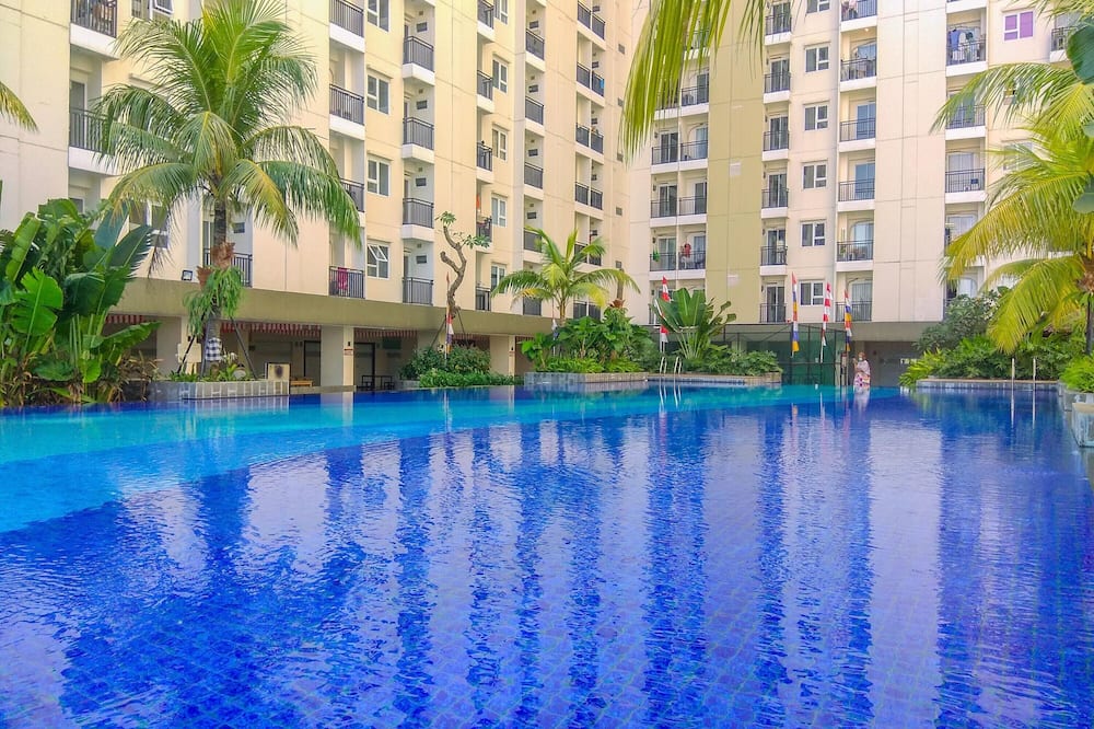 Comfort Living 2Br At Cinere Resort Apartment