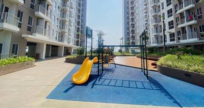 Minimalist And Cozy Studio At Tokyo Riverside Pik 2 Apartment