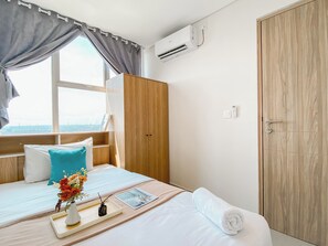 Apartment | 2 bedrooms, free WiFi - Comfort And Well Furnished 2Br Tamansari Iswara Apartment (Bekasi)