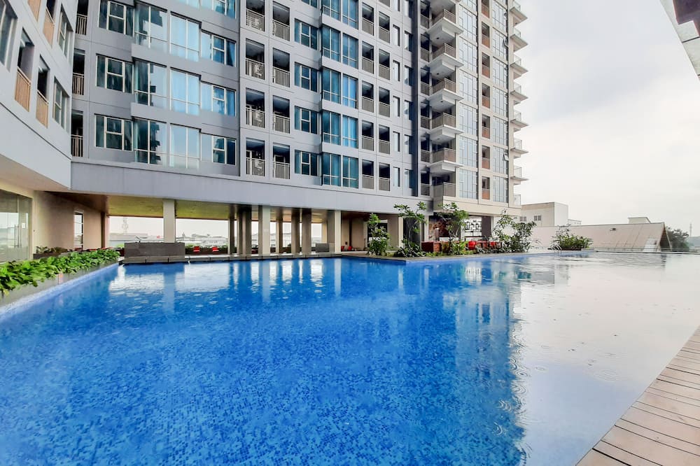 Spacious And Comfort 2Br Tamansari Iswara Apartment