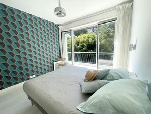 5 camere, ferro/asse da stiro, Wi-Fi