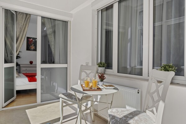 تناول الطعام