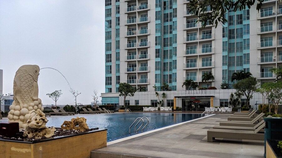 Best Location And Homey 3Br Apartment At Trillium Residence