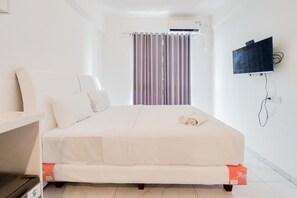 Studio Deluxe