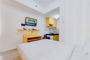 Room - Homey And Enjoy Living Studio Serpong Garden Apartment (Cisauk)