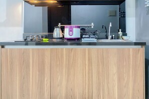 Apartment | Private kitchen - Cozy And Simply Look 1Br Lavenue Pancoran Apartment (Jakarta)