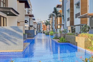 Outdoor pool - Good And Modern Look 2Br At Asatti Apartment (Pagedangan)