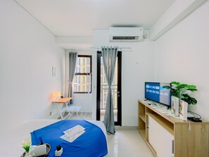 Studio | Free WiFi - Relaxing Studio At Transpark Cibubur Apartment (Depok)