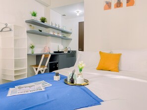 Studio | Free WiFi - Relaxing Studio At Transpark Cibubur Apartment (Depok)