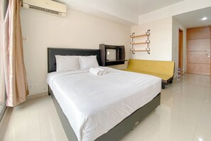 Studio - Highrise Studio At Apartment Beverly Dago (Bandung)