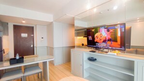 Exterior - Beautiful And Homey 2Br At Grand Sungkono Lagoon Apartment (Surabaya)