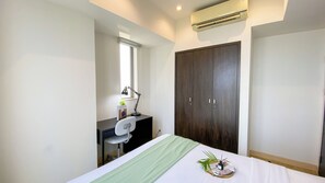 Apartment | 1 bedroom, free WiFi - Comfy And Well Furnished 1Br Branz Bsd City Apartment (Pagedangan)
