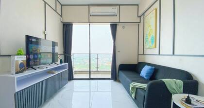 Relaxing And Strategic 2Br At Sky House Bsd Apartment