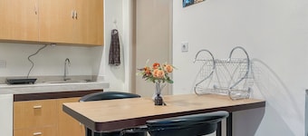 Relaxing And Scenic 2Br At Meikarta Apartment