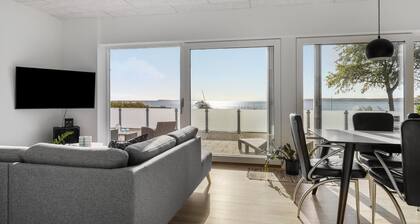 2 bedroom cozy home in Bjert