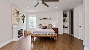 3 bedrooms, iron/ironing board, travel cot, free WiFi