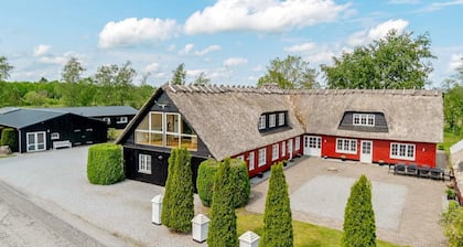 Luxury Retreat With Amenities - By Traum Ferienwohnungen