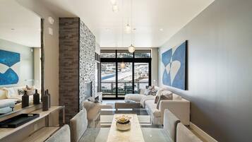 Smart TV, fireplace, printers