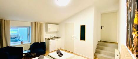 1 bedroom, iron/ironing board, bed sheets