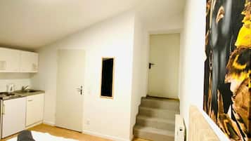1 bedroom, iron/ironing board, bed sheets