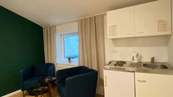 Micro-ondas, cooktop, chaleira elétrica