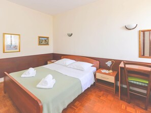 Apart Daire | 2 yatak odası, ayrı ayrı döşenmiş 