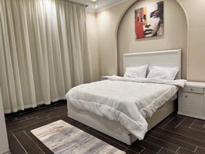 3 間睡房、熨斗/熨衫板、免費 Wi-Fi、床單