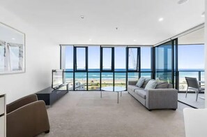 Apartment, 1 Schlafzimmer, Meerblick | Wohnbereich