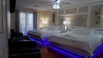 4 室のベッドルーム、アイロン / アイロン台、WiFi (無料)、ベッドシーツ