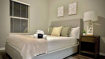 2 bedrooms, iron/ironing board, WiFi, bed sheets
