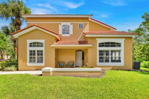 Exterior - Renovated, Wheelchair Friendly Home, Steps to clubhouse! (Kissimmee)