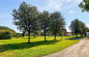 Property grounds - 2 bedroom cozy home in Skruv (Skruv)