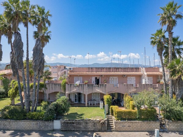 Apartment | Exterior