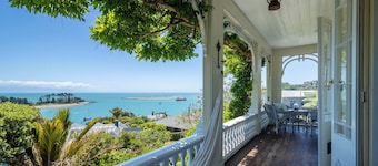 'Abel Abode -Te Whare Rangi'  - Private Room in Nelson Waterfront