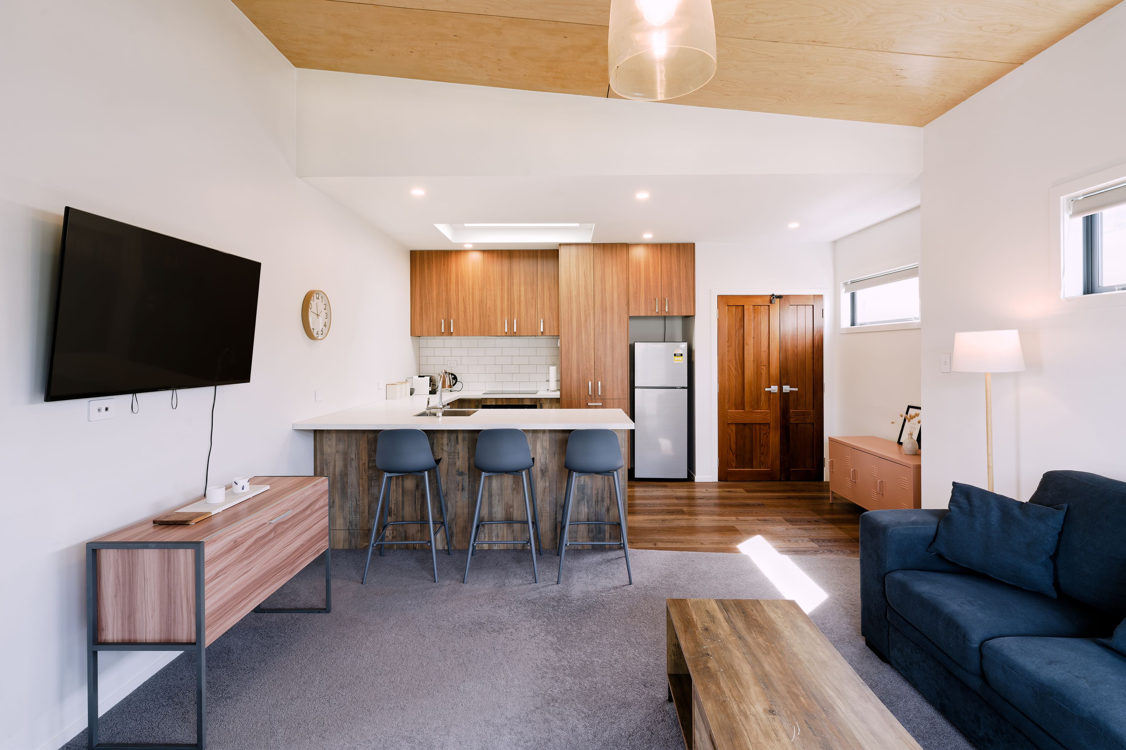 Open plan Kitchen / Living with Breakfast Bar