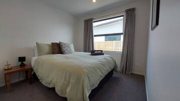 2 bedrooms, iron/ironing board, travel crib, free WiFi